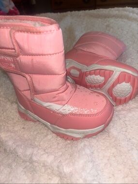 👟3/$10 - Kids Pink Winter Snow Boots